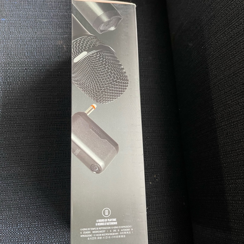 JBL Wireless Microphone Set - Picture 2 of 6